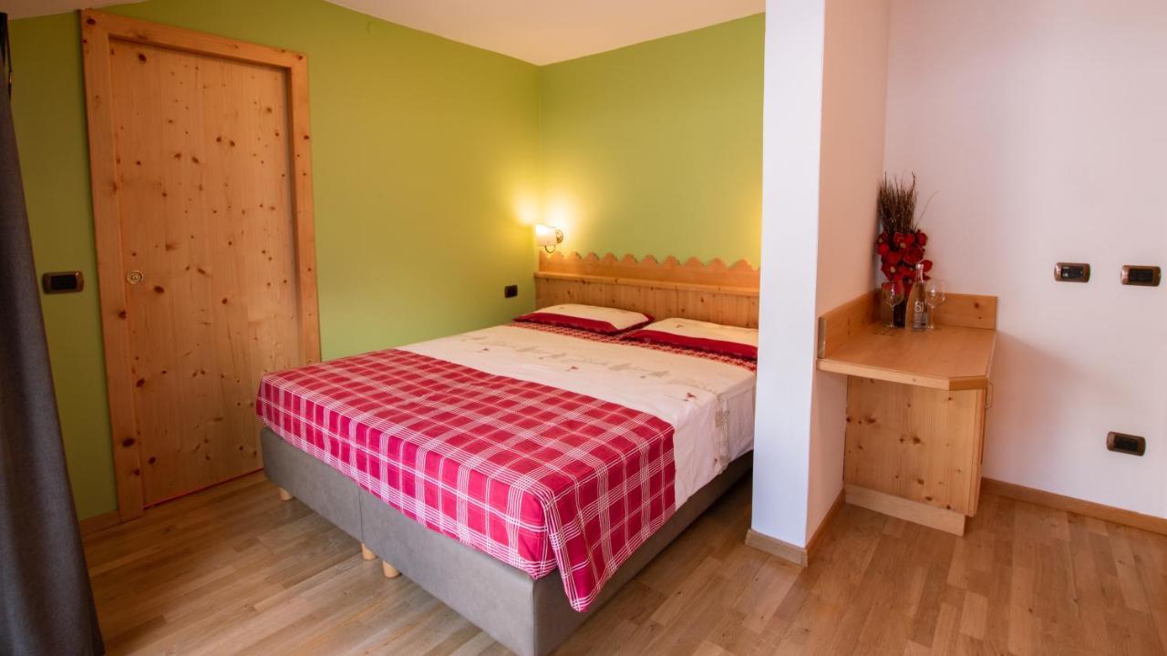Economy Double or Twin Room,258195337:JPEG
