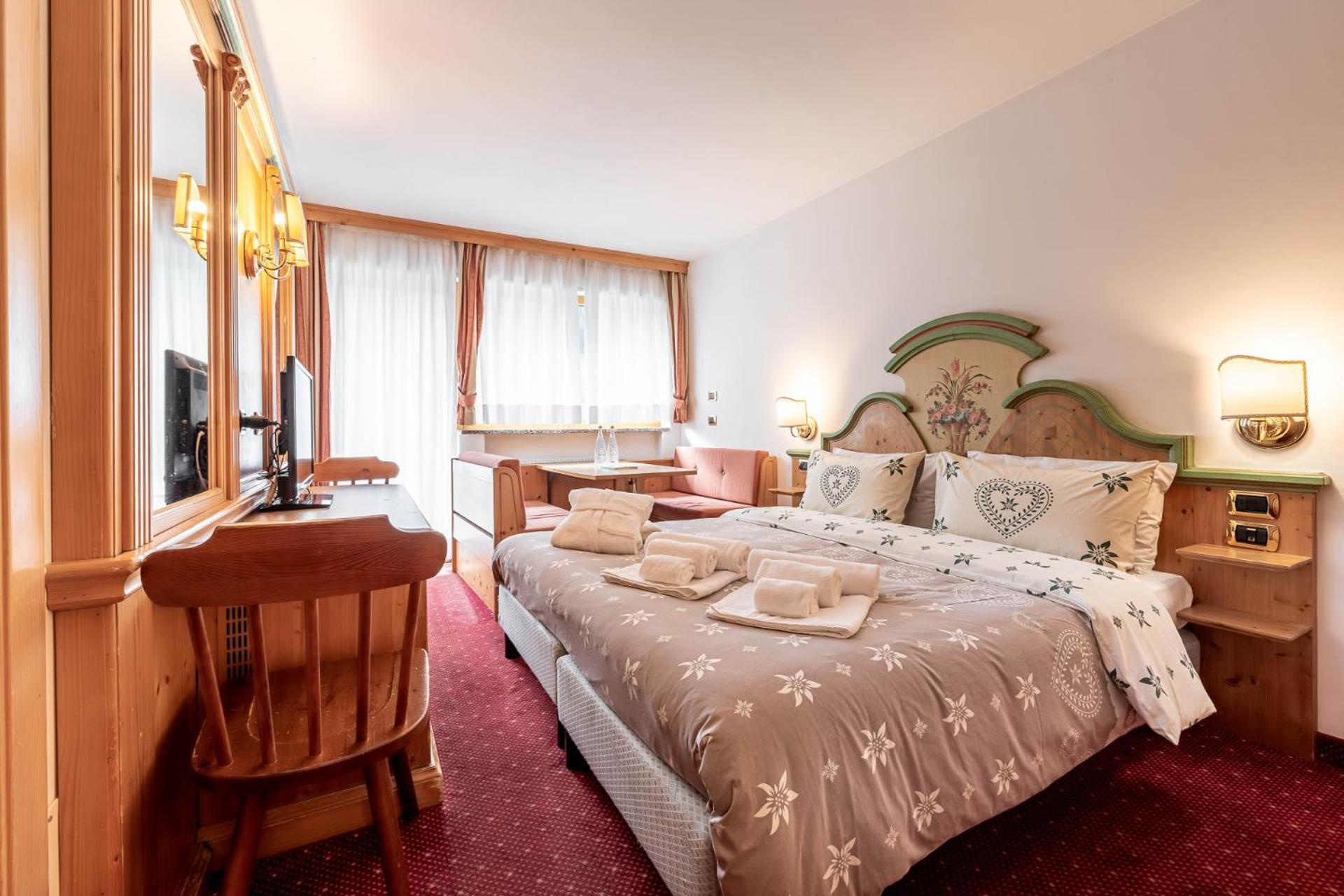 Classic Triple Room,1574709149:JPEG